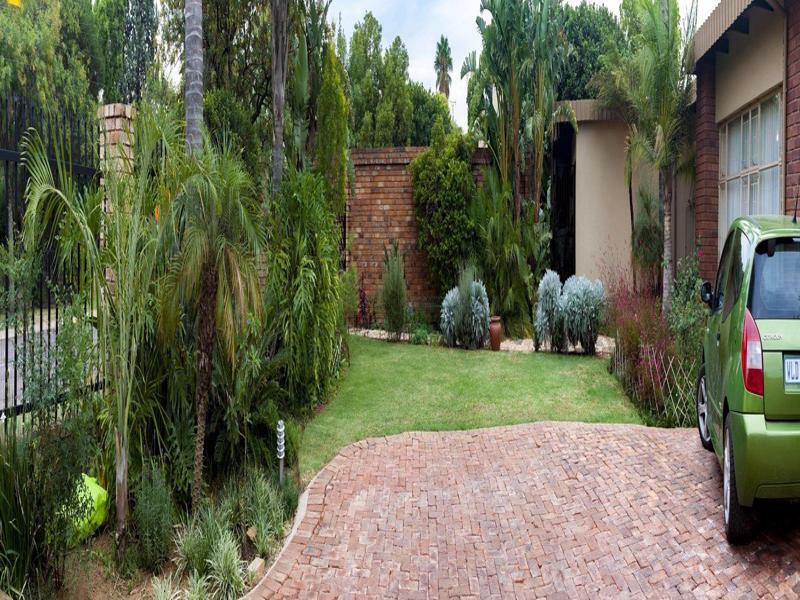 Rest-A-While Guest House - פרטוריה מראה חיצוני תמונה